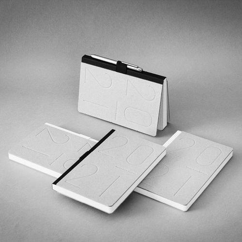 2021 Natural Monthly Planner