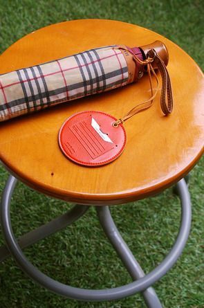 Round Leather Luggage Tag