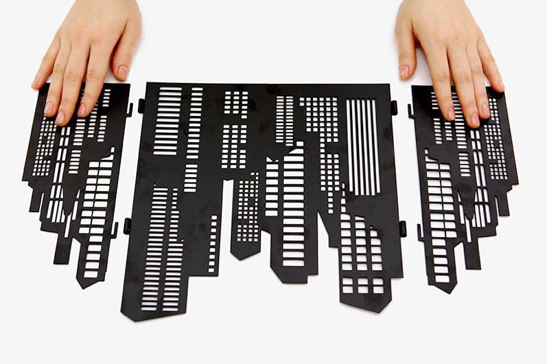 New York City Earring Holder