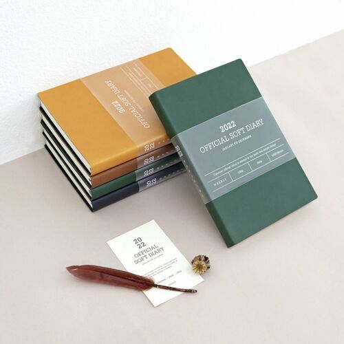 2022 Official Soft Weekly Planner