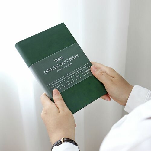 2022 Official Soft Weekly Planner