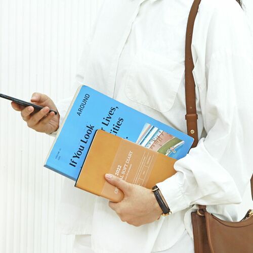 2022 Official Soft Weekly Planner