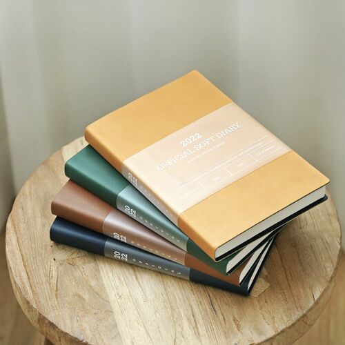 2022 Official Soft Weekly Planner