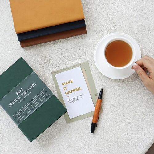 2022 Official Soft Weekly Planner