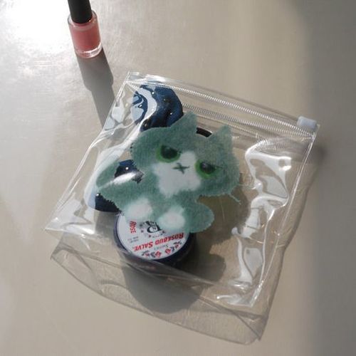 Transparent Kitty Pouch v1