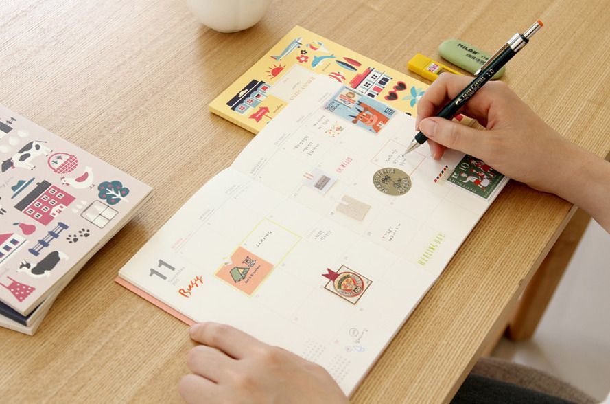 2015 Large Pattern Monthly Planner