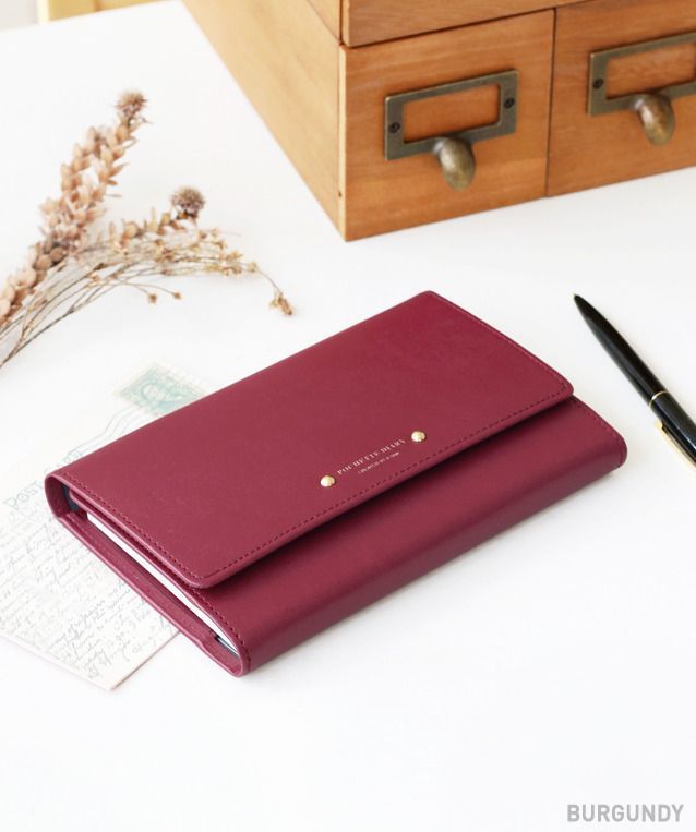 MochiThings: Pochette Leather Diary Wallet