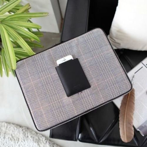 Basic Canvas 15in Laptop Pouch - Image 1