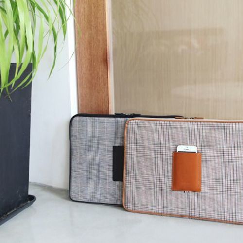 Basic Canvas 15in Laptop Pouch - Image 18