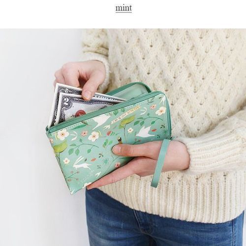 Willow Story Smartphone Wallet - Image 2