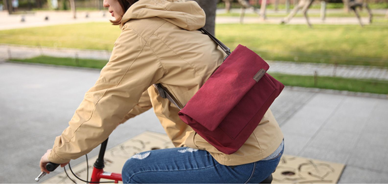 MochiThings Basic Daily Messenger Bag v2