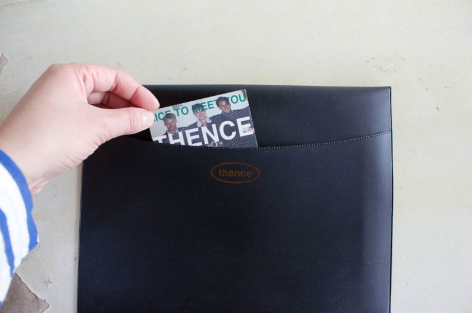 MochiThings Black PVC Paper Keeper