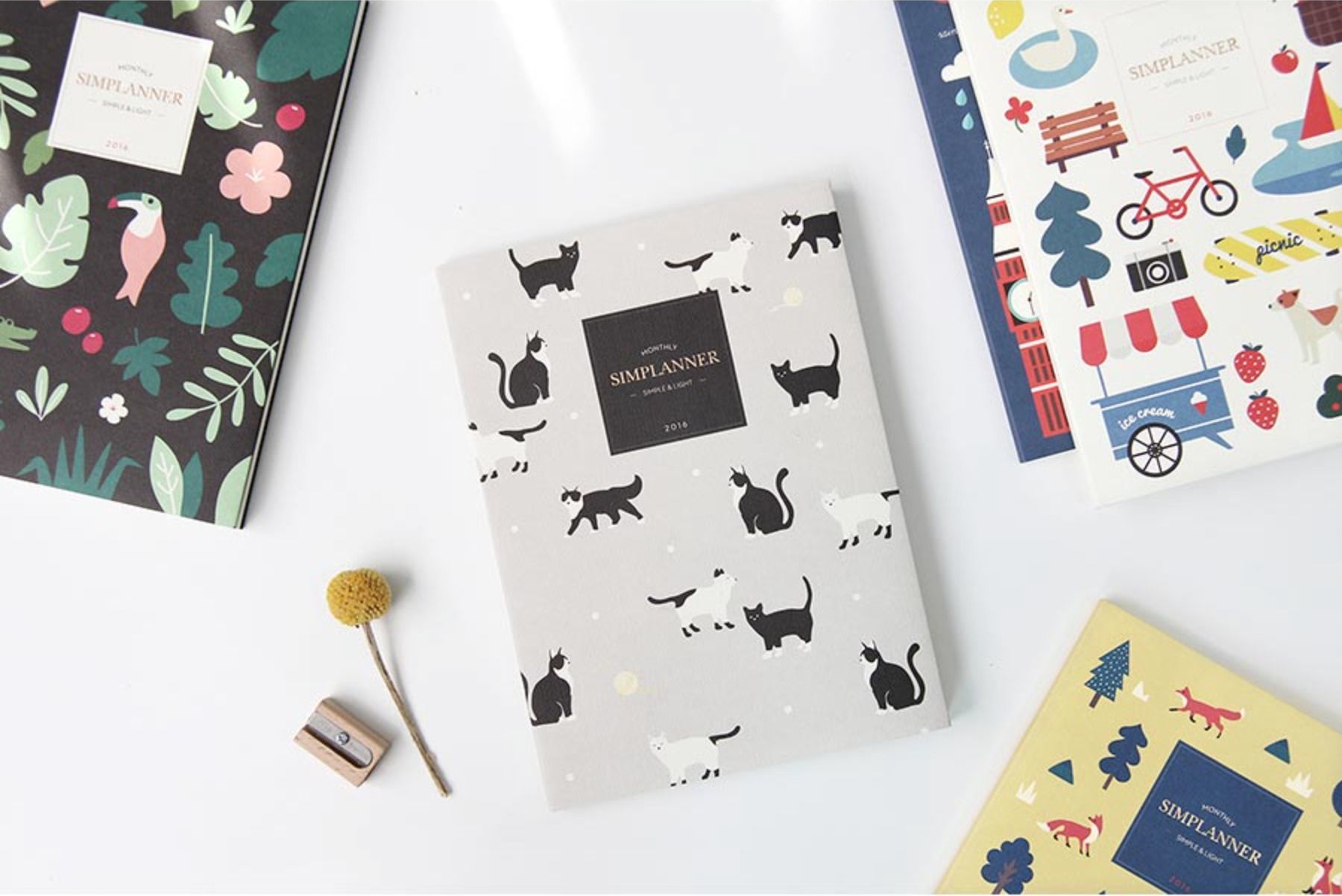 2016 Small Pattern Monthly Planner