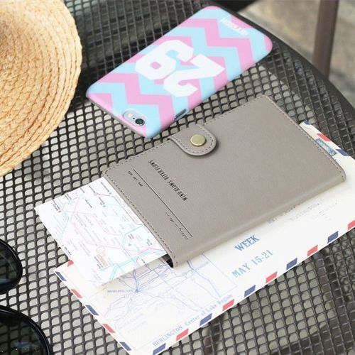MochiThings: Wind Blows Anti Skimming Passport Case