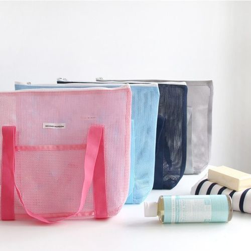 Deuxième Classe NAGHEDI MESH MIDIUM TOTE Deuxième Classe NAGHEDI MESH MIDIUM TOTE - メルカリ