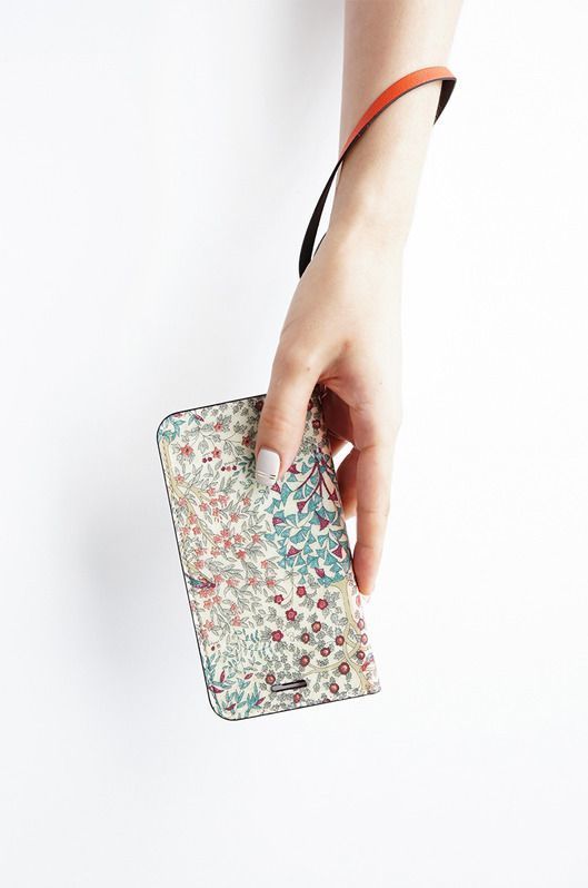 Liberty iPhone 6/6S Flip Case