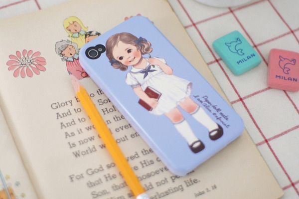 Paper Doll iPhone 4/4S Case v2