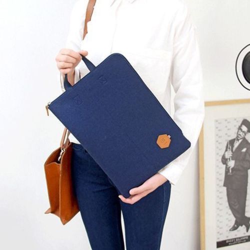 Two-tone Felt Strap Laptop Pouch