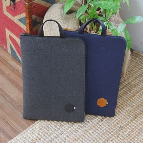 Two-tone Felt Strap Laptop Pouch
