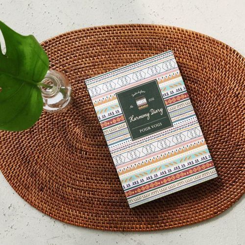 Pour Vous Harmony Diary