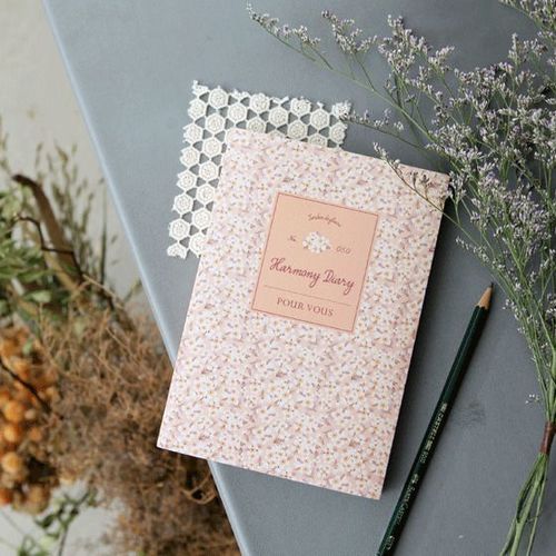 Pour Vous Harmony Diary