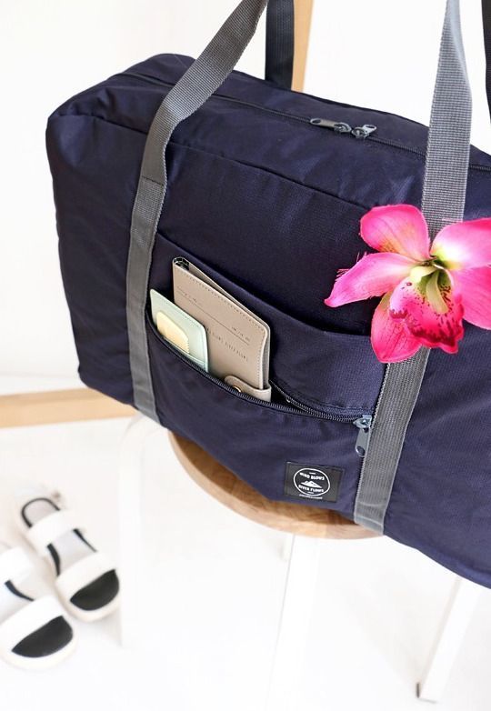 Wind Blows Foldable Luggage Bag