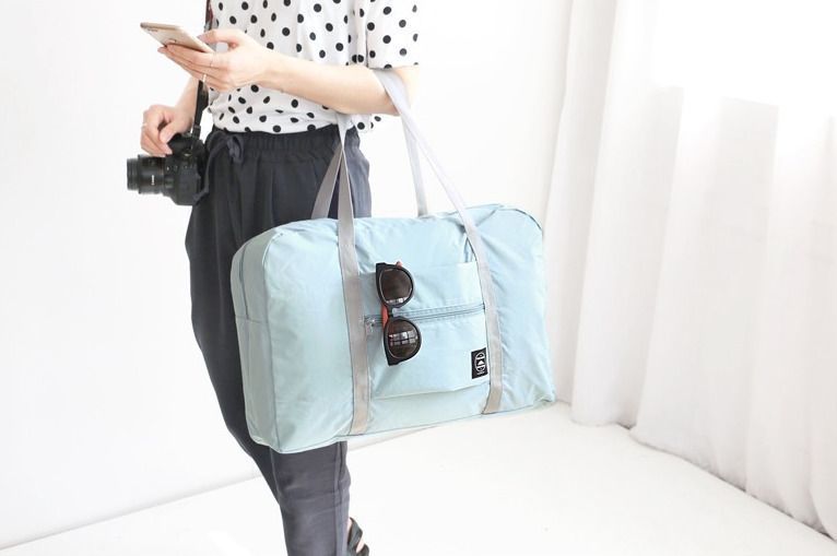 Wind Blows Foldable Luggage Bag