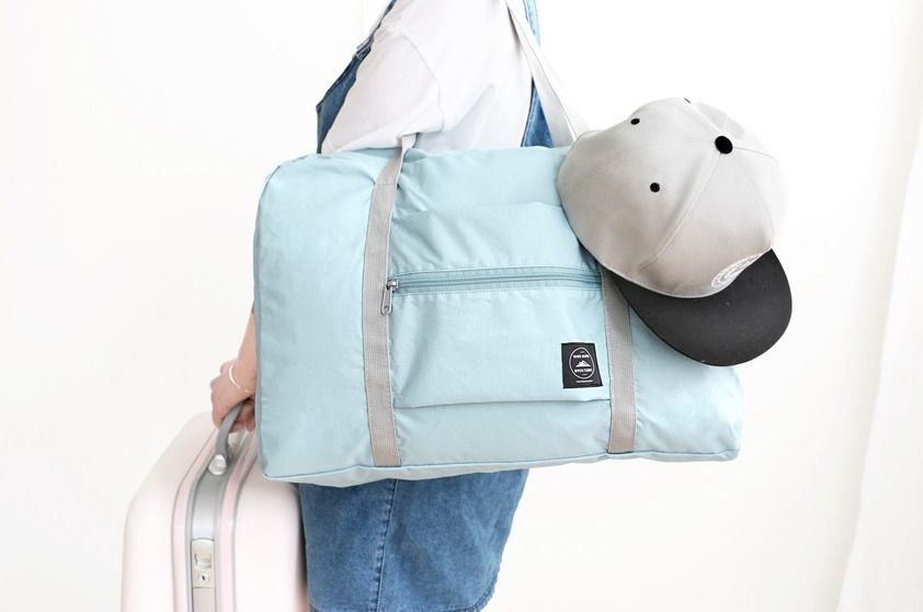 Wind Blows Foldable Luggage Bag