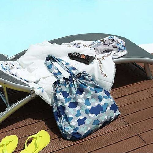 Island Foldable Shoulder Bag - Image 12