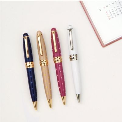 MochiThings: Table Talk Classic Mini Pen v2