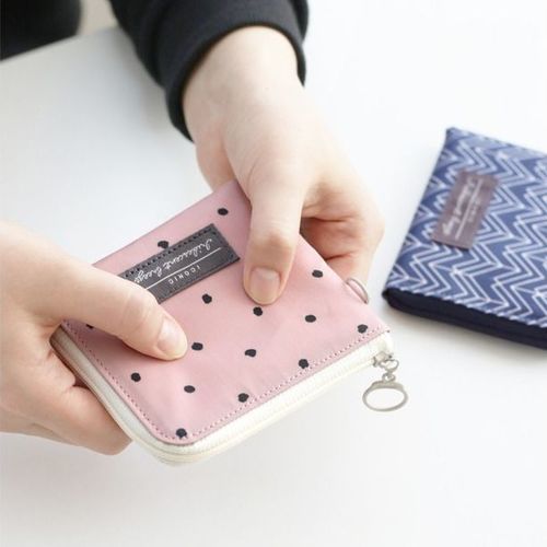 Comely Corner Wallet - Image 10
