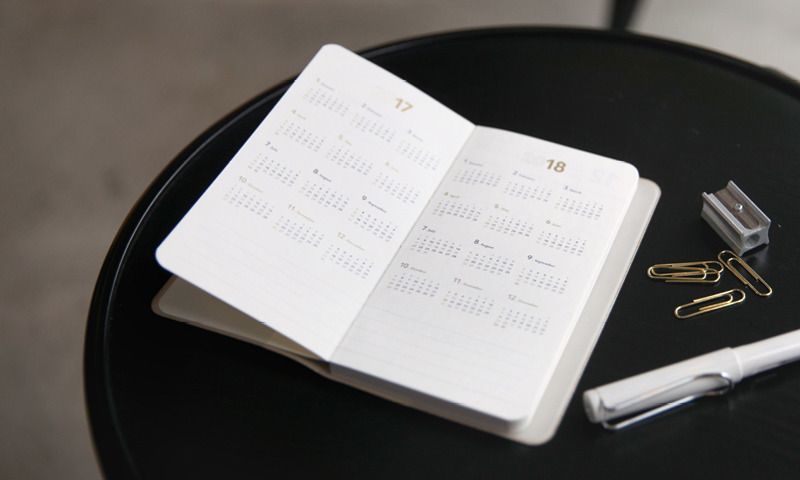 2017 Slim & Handy Monthly Planner