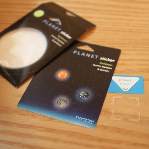 MochiThings: Planet Button Sticker & Protector Set