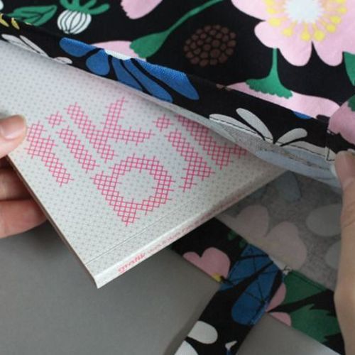 Ooh La La Pattern Shoulder Bag - Image 19