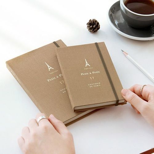 2017 Petit a Petit Planner - Image 4