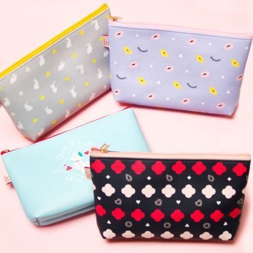 Hello Beauty Pouch