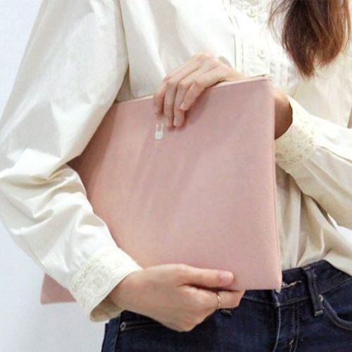 Lookit Tassel Leather Clutch