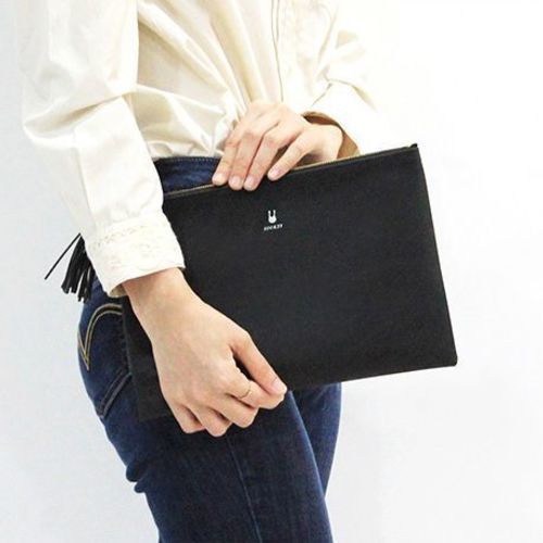 Lookit Tassel Leather Clutch