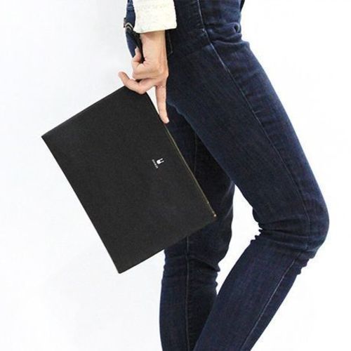 Lookit Tassel Leather Clutch