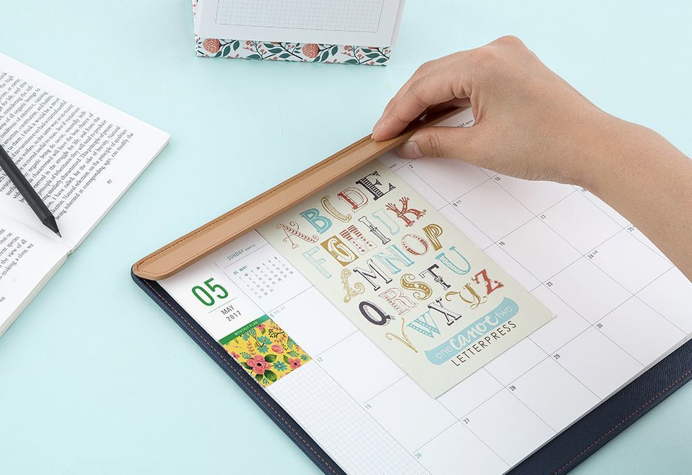 MochiThings: 2017 Ardium Leather Desk Pad