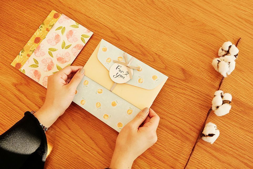 MochiThings: Floral Pattern Gift Envelope Set