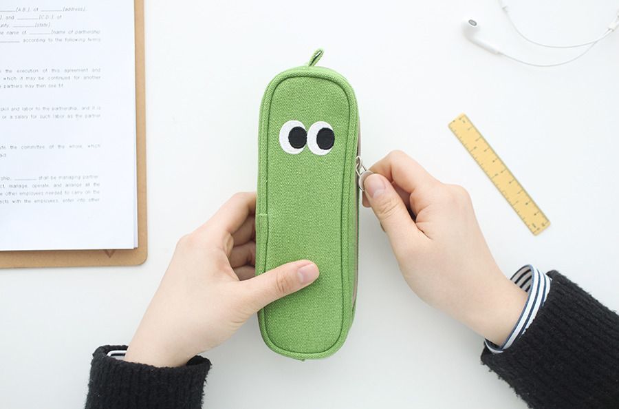 SOM SOM MESH PENCIL CASE