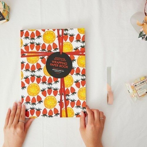 BBH Gift Wrapping Paper Set - Image 2