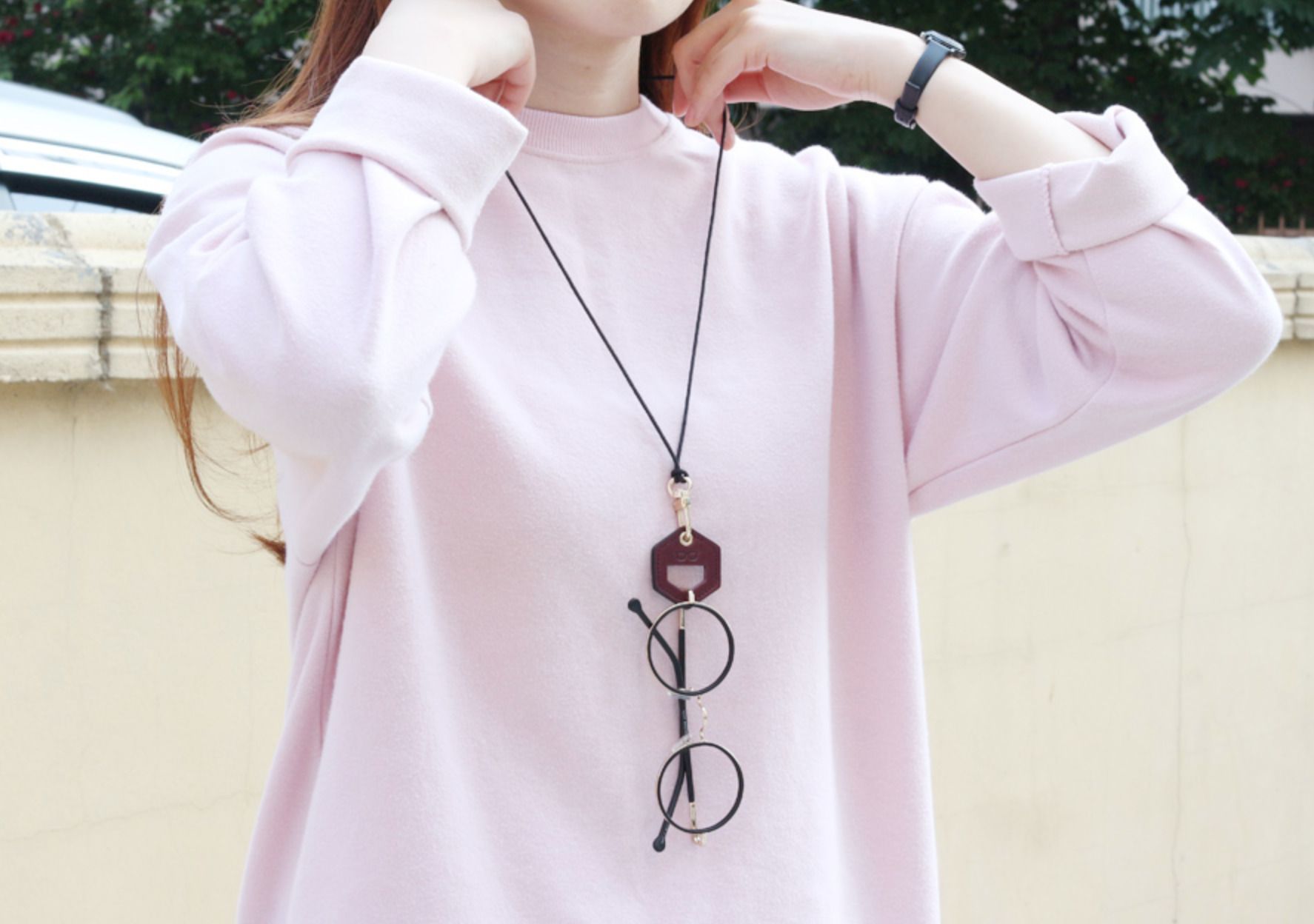Classic Genuine Leather Glasses Necklace