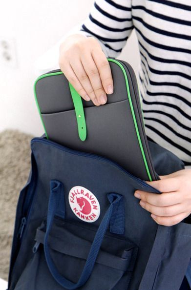 m.Humming Neoprene iPad Pouch