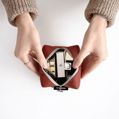 Small Plain Cosmetic Pouch - Image 15