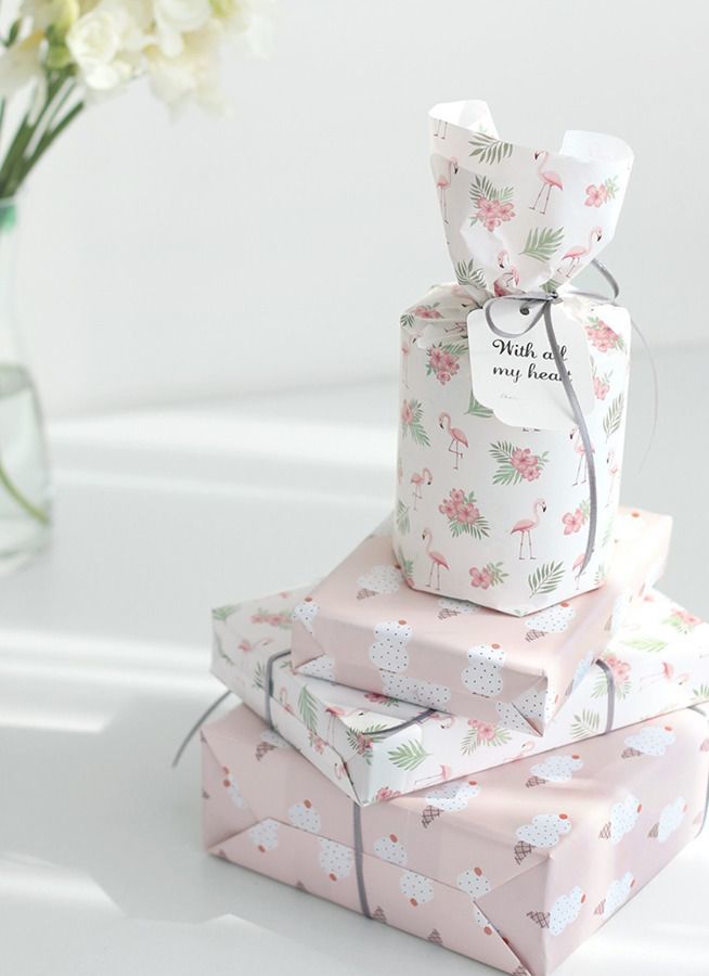 MochiThings Iconic Gift Wrapping Paper Set v2