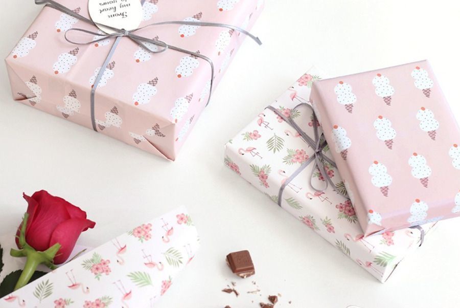 MochiThings Iconic Gift Wrapping Paper Set v2