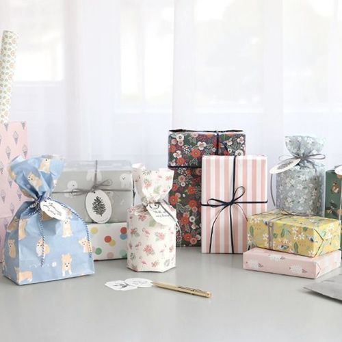 MochiThings Iconic Gift Wrapping Paper Set v2