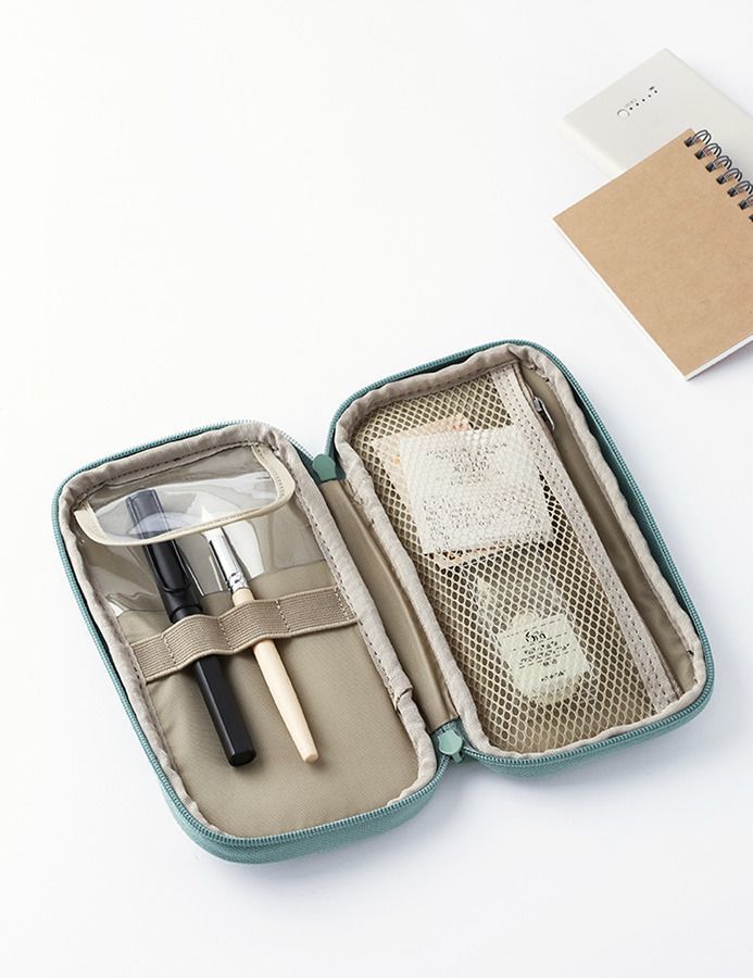 A Low Hill Brush Pouch